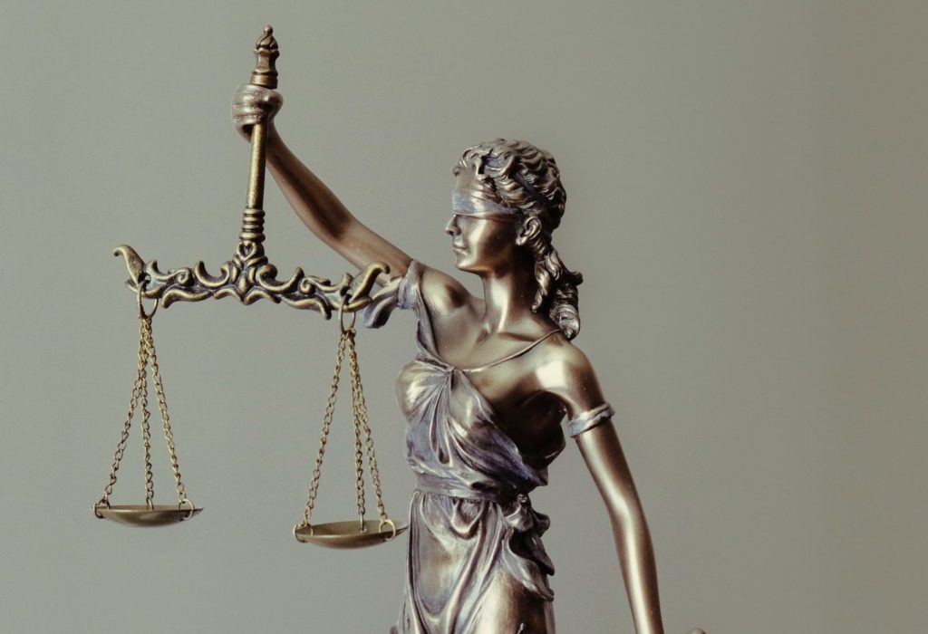 What to Consider Before Filing a Personal Injury Lawsuit